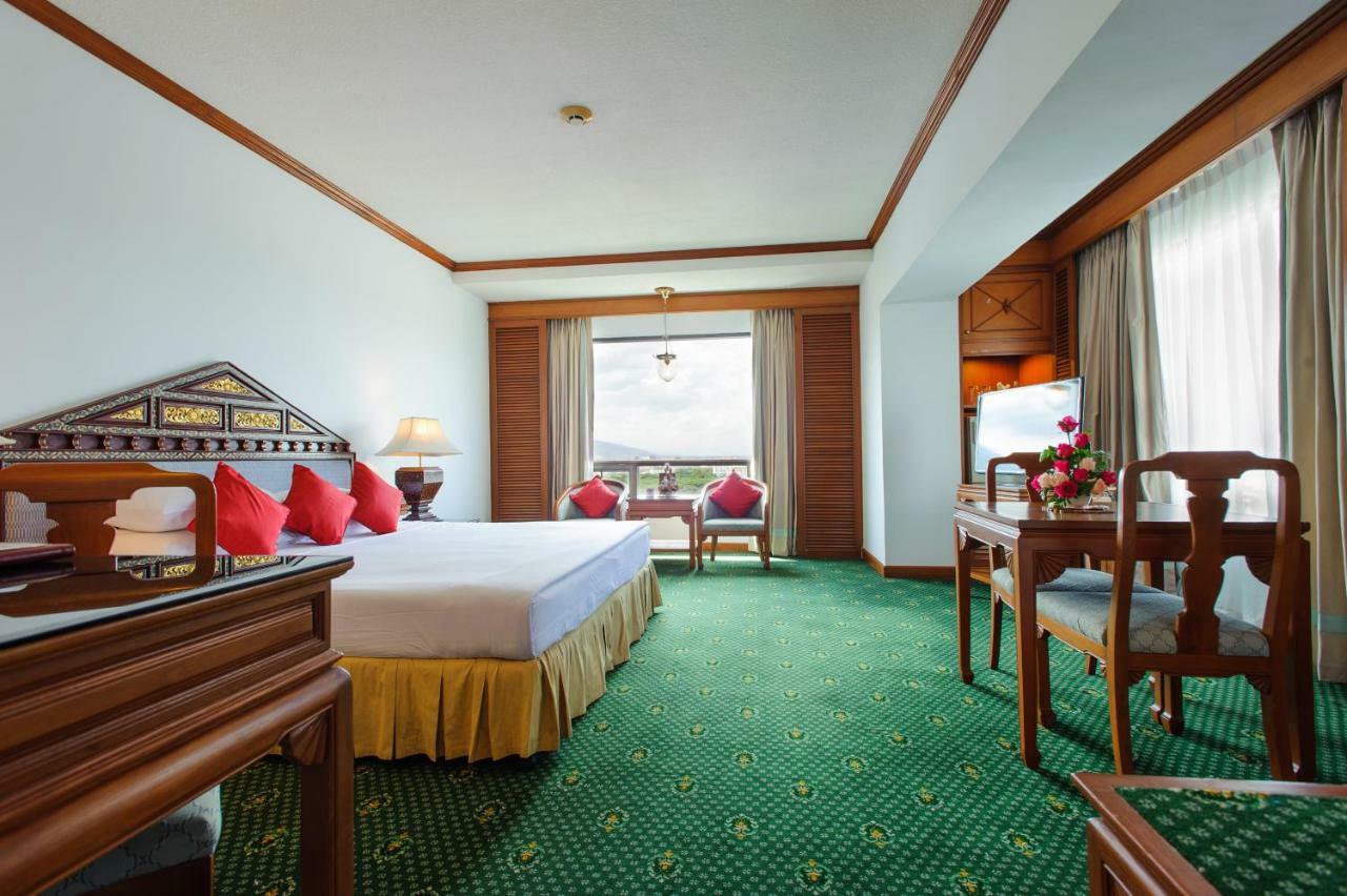 The Park Hotel, Chiang Mai Eksteriør bilde